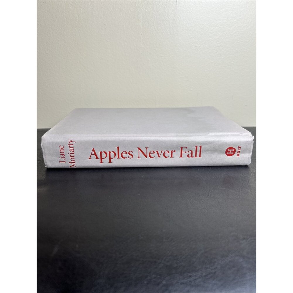 Apples Never Fall by Moriarty, Liane, Acceptable Book